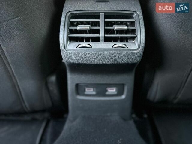 Синій Сітроен e-C4, об'ємом двигуна 0 л та пробігом 35 тис. км за 16800 $, фото 20 на Automoto.ua