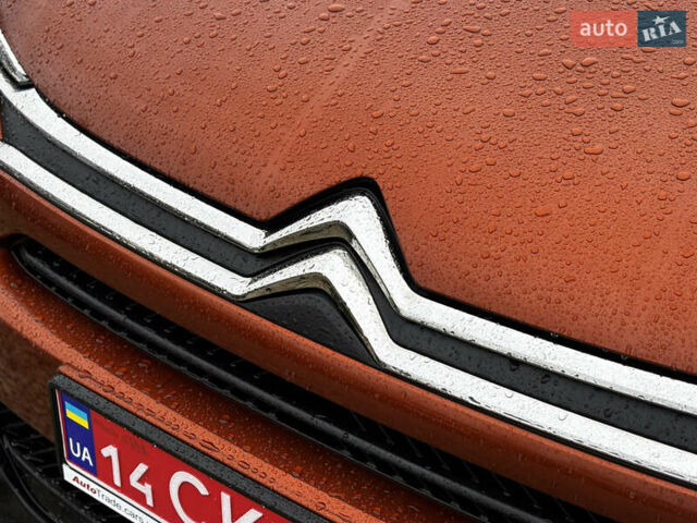 Помаранчевий Сітроен e-C4, об'ємом двигуна 0 л та пробігом 127 тис. км за 16400 $, фото 13 на Automoto.ua