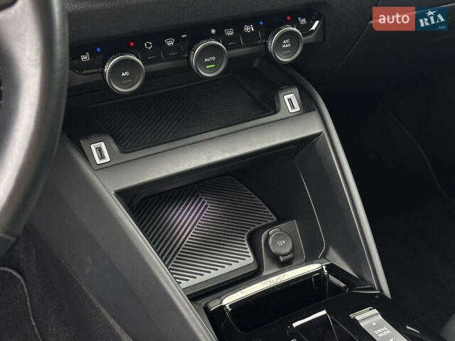 Помаранчевий Сітроен e-C4, об'ємом двигуна 0 л та пробігом 127 тис. км за 16400 $, фото 45 на Automoto.ua