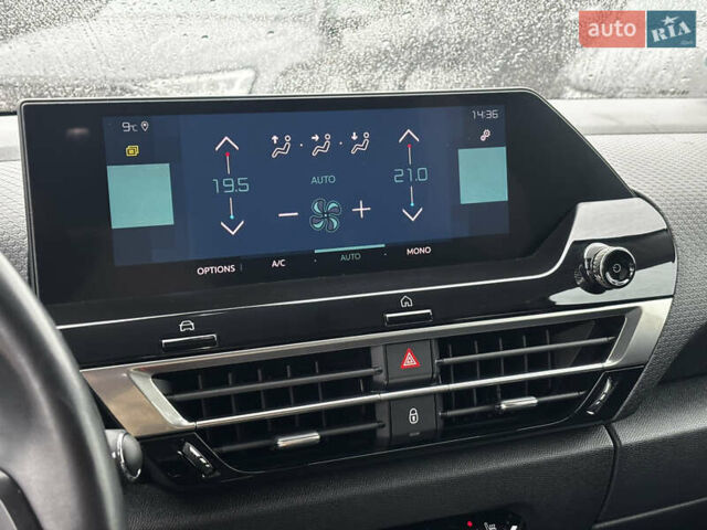 Помаранчевий Сітроен e-C4, об'ємом двигуна 0 л та пробігом 127 тис. км за 16400 $, фото 40 на Automoto.ua