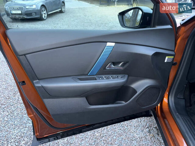 Помаранчевий Сітроен e-C4, об'ємом двигуна 0 л та пробігом 12 тис. км за 17700 $, фото 30 на Automoto.ua