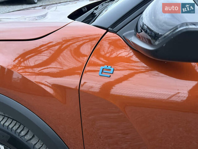 Помаранчевий Сітроен e-C4, об'ємом двигуна 0 л та пробігом 12 тис. км за 17700 $, фото 8 на Automoto.ua