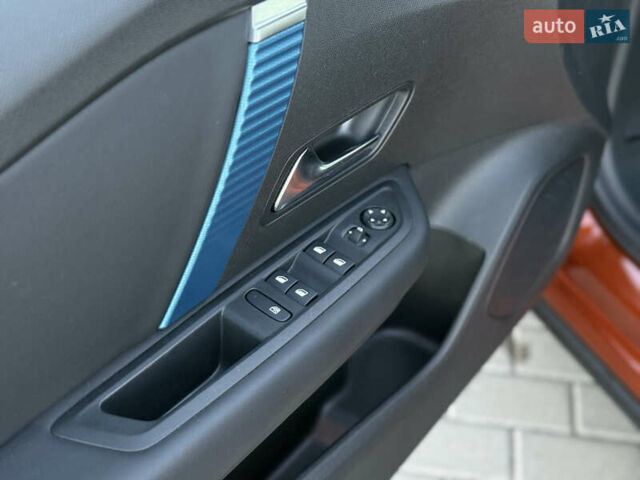 Оранжевый Ситроен e-C4, объемом двигателя 0 л и пробегом 12 тыс. км за 17800 $, фото 23 на Automoto.ua