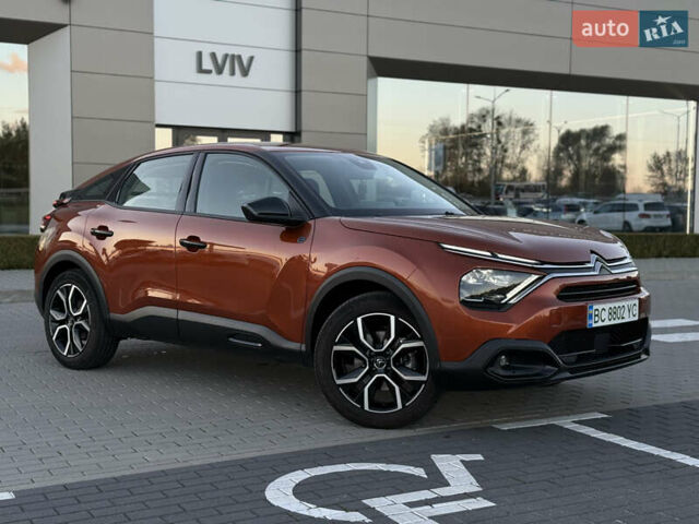 Оранжевый Ситроен e-C4, объемом двигателя 0 л и пробегом 12 тыс. км за 17800 $, фото 1 на Automoto.ua
