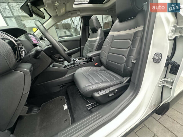 Белый Ситроен E-C4 X, объемом двигателя 0 л и пробегом 19 тыс. км за 22200 $, фото 37 на Automoto.ua