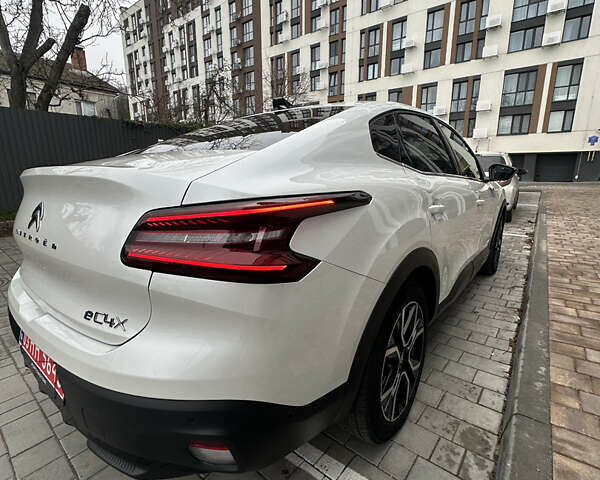 Белый Ситроен E-C4 X, объемом двигателя 0 л и пробегом 19 тыс. км за 22200 $, фото 25 на Automoto.ua