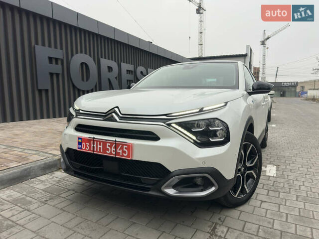 Белый Ситроен E-C4 X, объемом двигателя 0 л и пробегом 19 тыс. км за 22200 $, фото 3 на Automoto.ua