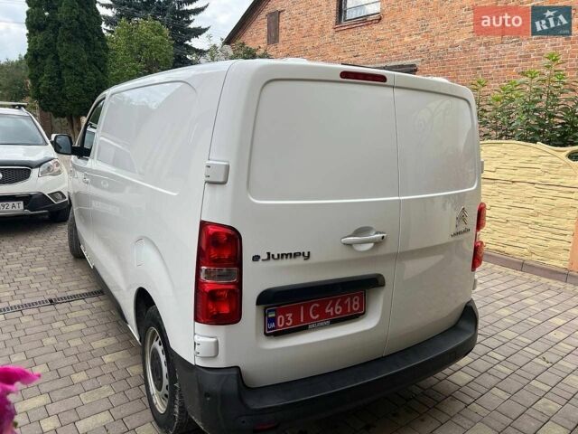 Белый Ситроен e-Jumpy, объемом двигателя 0 л и пробегом 50 тыс. км за 28500 $, фото 4 на Automoto.ua