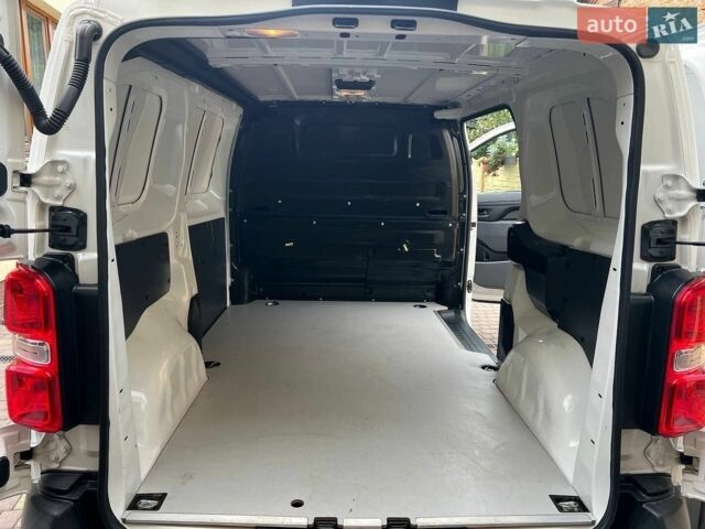 Белый Ситроен e-Jumpy, объемом двигателя 0 л и пробегом 50 тыс. км за 28500 $, фото 27 на Automoto.ua