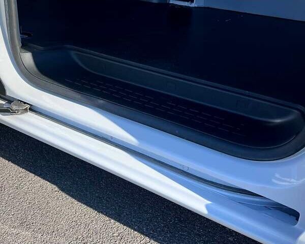 Белый Ситроен e-Jumpy, объемом двигателя 0 л и пробегом 75 тыс. км за 23900 $, фото 41 на Automoto.ua