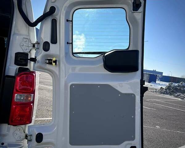 Белый Ситроен e-Jumpy, объемом двигателя 0 л и пробегом 75 тыс. км за 23900 $, фото 46 на Automoto.ua