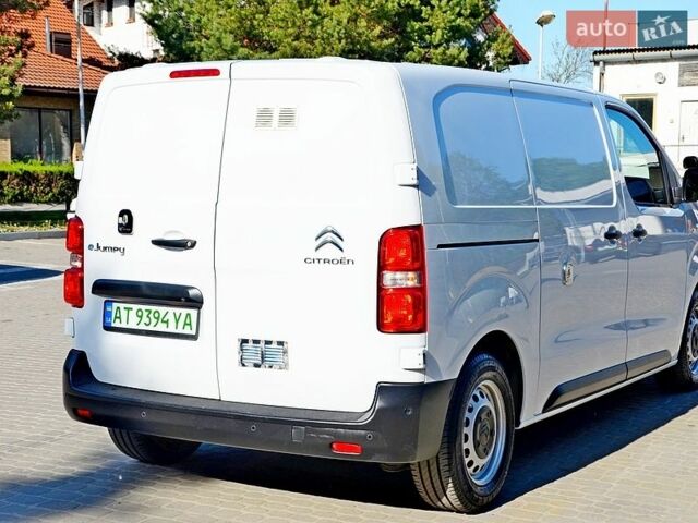 Белый Ситроен e-Jumpy, объемом двигателя 0 л и пробегом 45 тыс. км за 23800 $, фото 7 на Automoto.ua