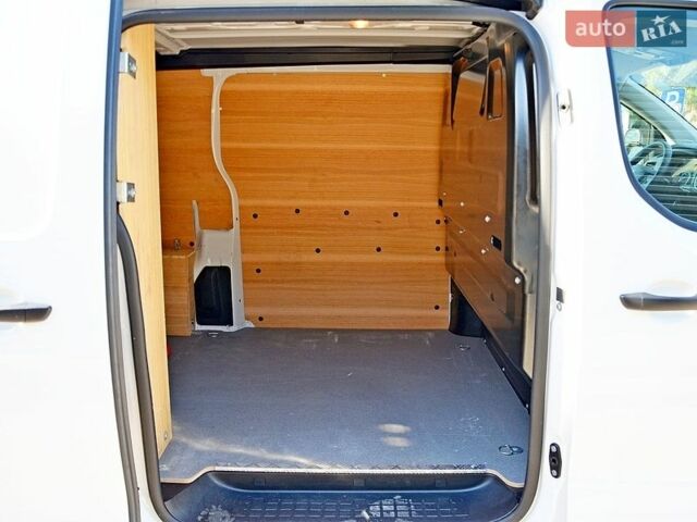 Белый Ситроен e-Jumpy, объемом двигателя 0 л и пробегом 45 тыс. км за 23800 $, фото 13 на Automoto.ua