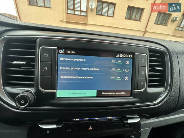 Чорний Сітроен e-Jumpy, об'ємом двигуна 0 л та пробігом 46 тис. км за 21999 $, фото 23 на Automoto.ua