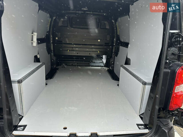 Чорний Сітроен e-Jumpy, об'ємом двигуна 0 л та пробігом 46 тис. км за 21999 $, фото 34 на Automoto.ua