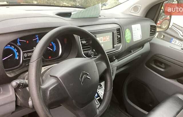 Желтый Ситроен e-Jumpy, объемом двигателя 0 л и пробегом 35 тыс. км за 14800 $, фото 5 на Automoto.ua