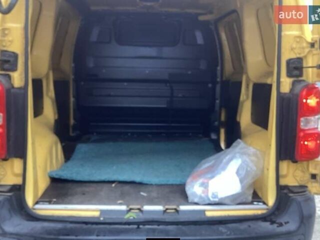 Желтый Ситроен e-Jumpy, объемом двигателя 0 л и пробегом 35 тыс. км за 14800 $, фото 9 на Automoto.ua