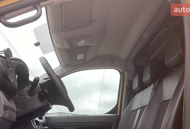 Желтый Ситроен e-Jumpy, объемом двигателя 0 л и пробегом 35 тыс. км за 14800 $, фото 8 на Automoto.ua