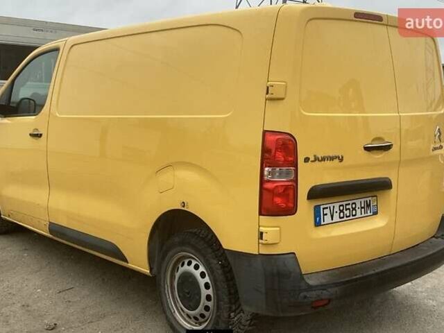 Желтый Ситроен e-Jumpy, объемом двигателя 0 л и пробегом 35 тыс. км за 14800 $, фото 2 на Automoto.ua