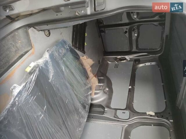 Серый Ситроен e-Jumpy, объемом двигателя 0 л и пробегом 119 тыс. км за 11700 $, фото 26 на Automoto.ua