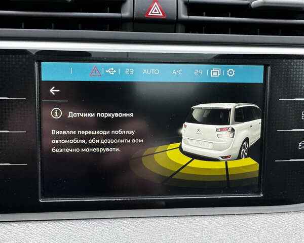 Белый Ситроен Grand C4 SpaceToure, объемом двигателя 2 л и пробегом 152 тыс. км за 20500 $, фото 48 на Automoto.ua