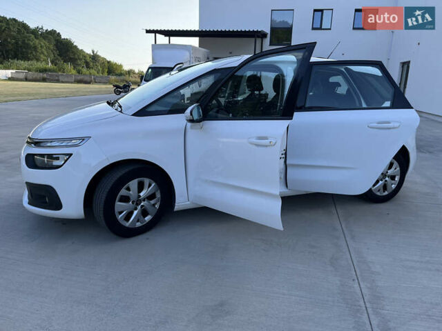 Белый Ситроен Grand C4 SpaceToure, объемом двигателя 0 л и пробегом 166 тыс. км за 13200 $, фото 3 на Automoto.ua