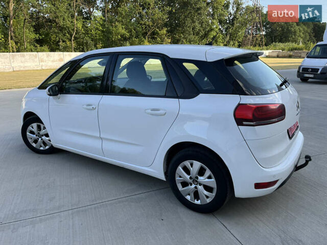 Белый Ситроен Grand C4 SpaceToure, объемом двигателя 0 л и пробегом 166 тыс. км за 13200 $, фото 12 на Automoto.ua