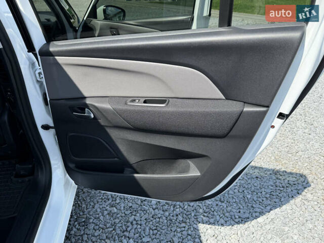 Ситроен Grand C4 SpaceToure 2019 в Дубно на Automoto.ua Белый Ситроен Grand C4 SpaceToure, объемом двигателя 2 л и пробегом 112 тыс. км за 18999 $, фото 41 на Automoto.ua