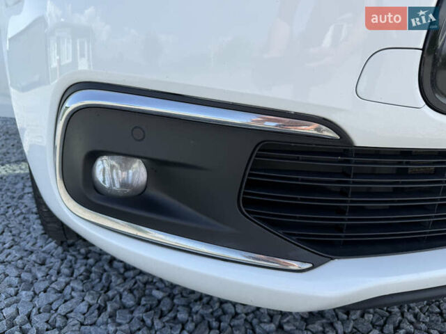 Ситроен Grand C4 SpaceToure 2019 в Дубно на Automoto.ua Белый Ситроен Grand C4 SpaceToure, объемом двигателя 2 л и пробегом 112 тыс. км за 18999 $, фото 49 на Automoto.ua