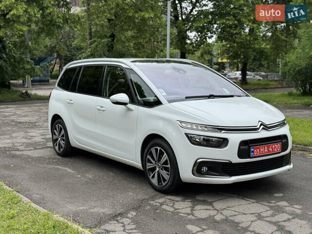 Белый Ситроен Grand C4 SpaceToure, объемом двигателя 1.5 л и пробегом 222 тыс. км за 16300 $, фото 2 на Automoto.ua