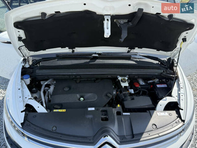 Ситроен Grand C4 SpaceToure 2019 в Дубно на Automoto.ua Белый Ситроен Grand C4 SpaceToure, объемом двигателя 2 л и пробегом 112 тыс. км за 18999 $, фото 45 на Automoto.ua