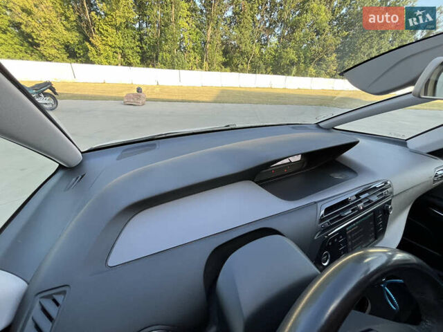 Белый Ситроен Grand C4 SpaceToure, объемом двигателя 0 л и пробегом 166 тыс. км за 13200 $, фото 31 на Automoto.ua