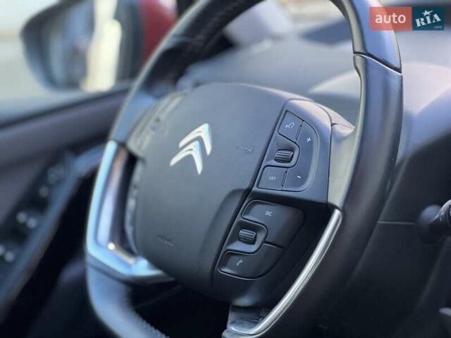 Червоний Сітроен Grand C4 SpaceToure, об'ємом двигуна 1.2 л та пробігом 46 тис. км за 13899 $, фото 23 на Automoto.ua