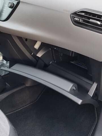 Ситроен Grand C4 SpaceToure 2019 в Львове на Automoto.ua Серый Ситроен Grand C4 SpaceToure, объемом двигателя 1.5 л и пробегом 137 тыс. км за 18000 $, фото 45 на Automoto.ua