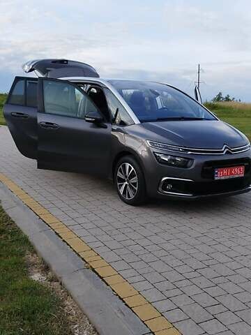 Серый Ситроен Grand C4 SpaceToure, объемом двигателя 1.5 л и пробегом 137 тыс. км за 18300 $, фото 26 на Automoto.ua