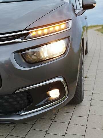 Ситроен Grand C4 SpaceToure 2019 в Львове на Automoto.ua Серый Ситроен Grand C4 SpaceToure, объемом двигателя 1.5 л и пробегом 137 тыс. км за 18000 $, фото 38 на Automoto.ua