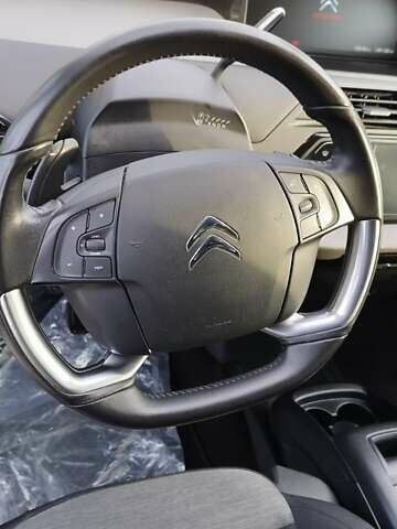 Ситроен Grand C4 SpaceToure 2019 в Львове на Automoto.ua Серый Ситроен Grand C4 SpaceToure, объемом двигателя 1.5 л и пробегом 137 тыс. км за 18000 $, фото 41 на Automoto.ua