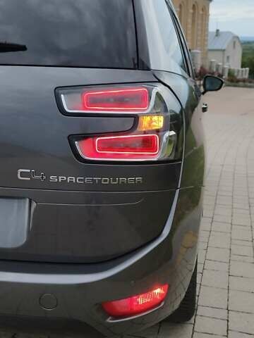 Ситроен Grand C4 SpaceToure 2019 в Львове на Automoto.ua Серый Ситроен Grand C4 SpaceToure, объемом двигателя 1.5 л и пробегом 137 тыс. км за 18000 $, фото 36 на Automoto.ua