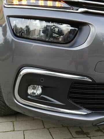 Ситроен Grand C4 SpaceToure 2019 в Львове на Automoto.ua Серый Ситроен Grand C4 SpaceToure, объемом двигателя 1.5 л и пробегом 137 тыс. км за 18000 $, фото 12 на Automoto.ua