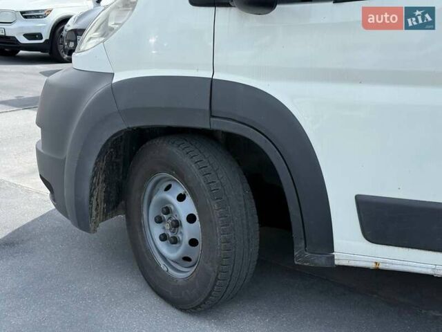 Білий Сітроен Jumper, об'ємом двигуна 2.2 л та пробігом 290 тис. км за 14394 $, фото 9 на Automoto.ua