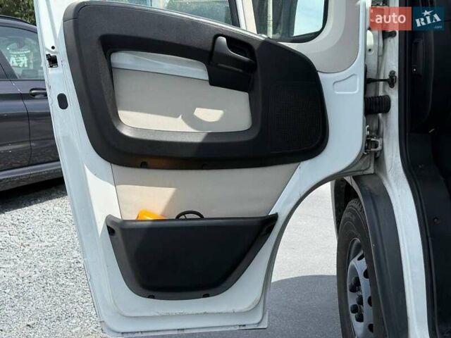 Білий Сітроен Jumper, об'ємом двигуна 2.2 л та пробігом 290 тис. км за 14394 $, фото 16 на Automoto.ua
