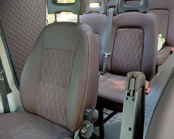 Белый Ситроен Jumper, объемом двигателя 2.2 л и пробегом 350 тыс. км за 20000 $, фото 8 на Automoto.ua