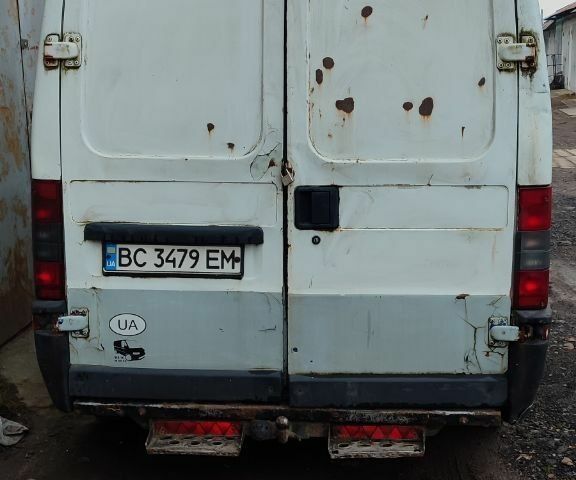 Белый Ситроен Jumper, объемом двигателя 2.4 л и пробегом 488 тыс. км за 2500 $, фото 1 на Automoto.ua