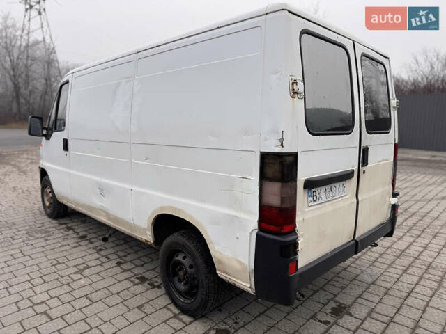 Белый Ситроен Jumper, объемом двигателя 2.45 л и пробегом 290 тыс. км за 2000 $, фото 4 на Automoto.ua