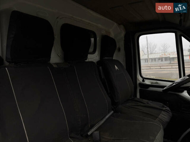 Белый Ситроен Jumper, объемом двигателя 2.45 л и пробегом 290 тыс. км за 2000 $, фото 10 на Automoto.ua