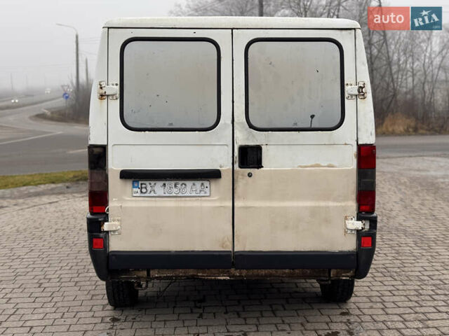 Белый Ситроен Jumper, объемом двигателя 2.45 л и пробегом 290 тыс. км за 2000 $, фото 3 на Automoto.ua