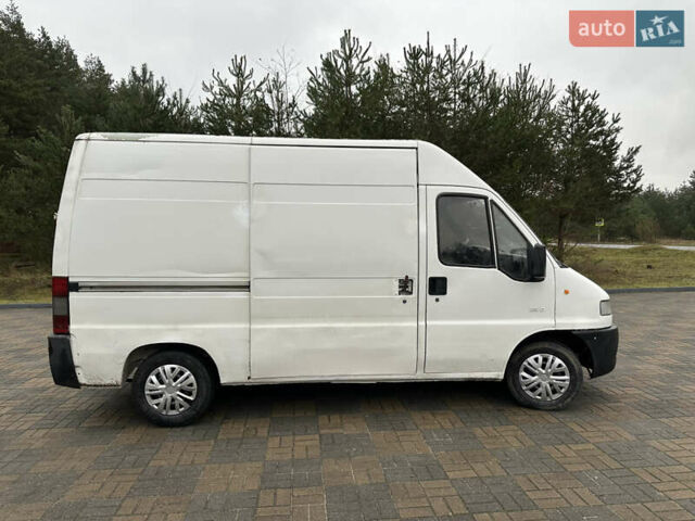 Белый Ситроен Jumper, объемом двигателя 2.5 л и пробегом 299 тыс. км за 2500 $, фото 3 на Automoto.ua