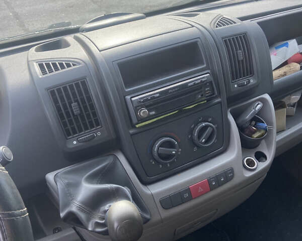 Белый Ситроен Jumper, объемом двигателя 2.2 л и пробегом 300 тыс. км за 3100 $, фото 25 на Automoto.ua