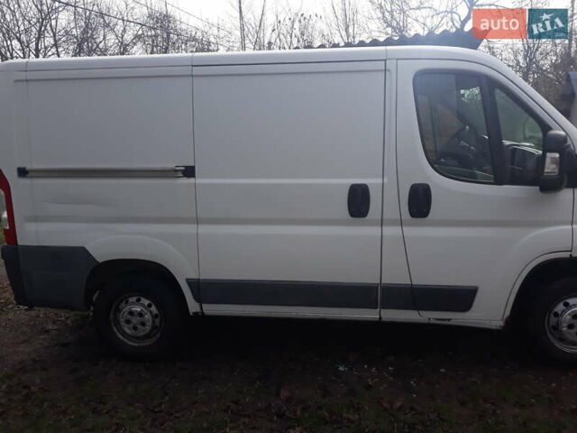 Белый Ситроен Jumper, объемом двигателя 2.2 л и пробегом 400 тыс. км за 4500 $, фото 2 на Automoto.ua