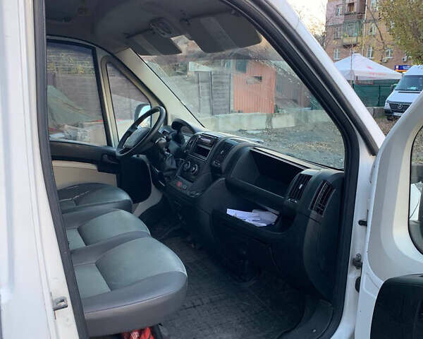 Белый Ситроен Jumper, объемом двигателя 3 л и пробегом 297 тыс. км за 8500 $, фото 7 на Automoto.ua